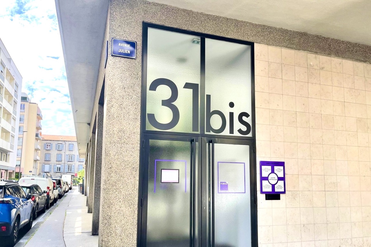 Devanture du cabinet 31 bis